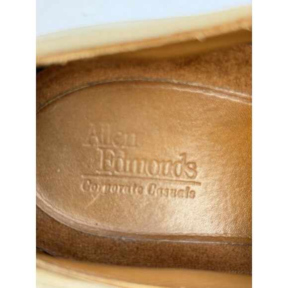 Allen Edmonds Orlean Tan Suede Derby Shoes 9 D Vibram Sole Made USA